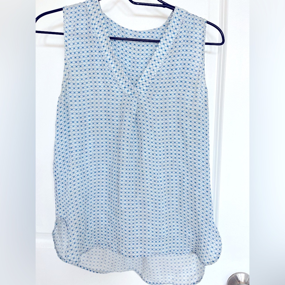 **Vince 100% Silk Tank Top - Size S**